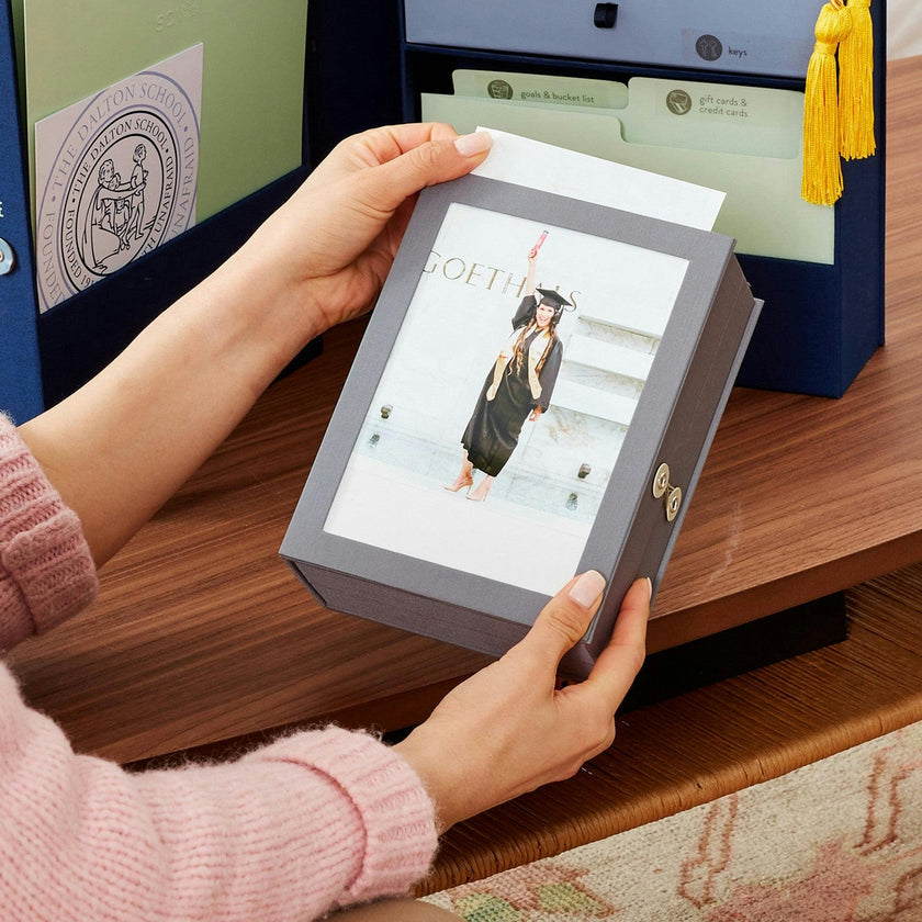 Story Box: Frame & Keepsake in One