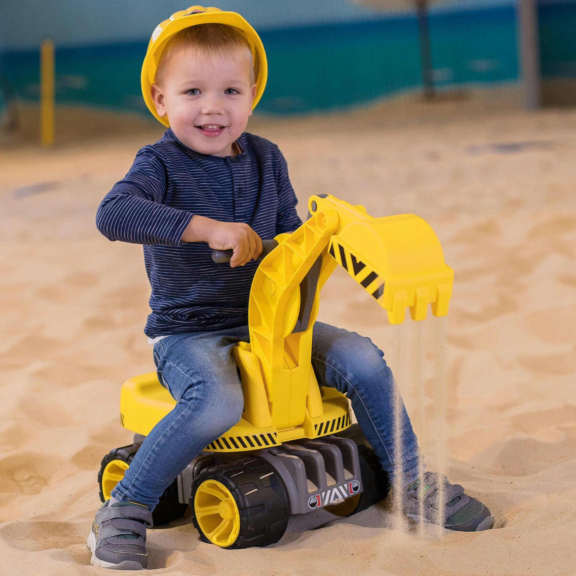 BIG - Power Worker Maxi Digger Rideon