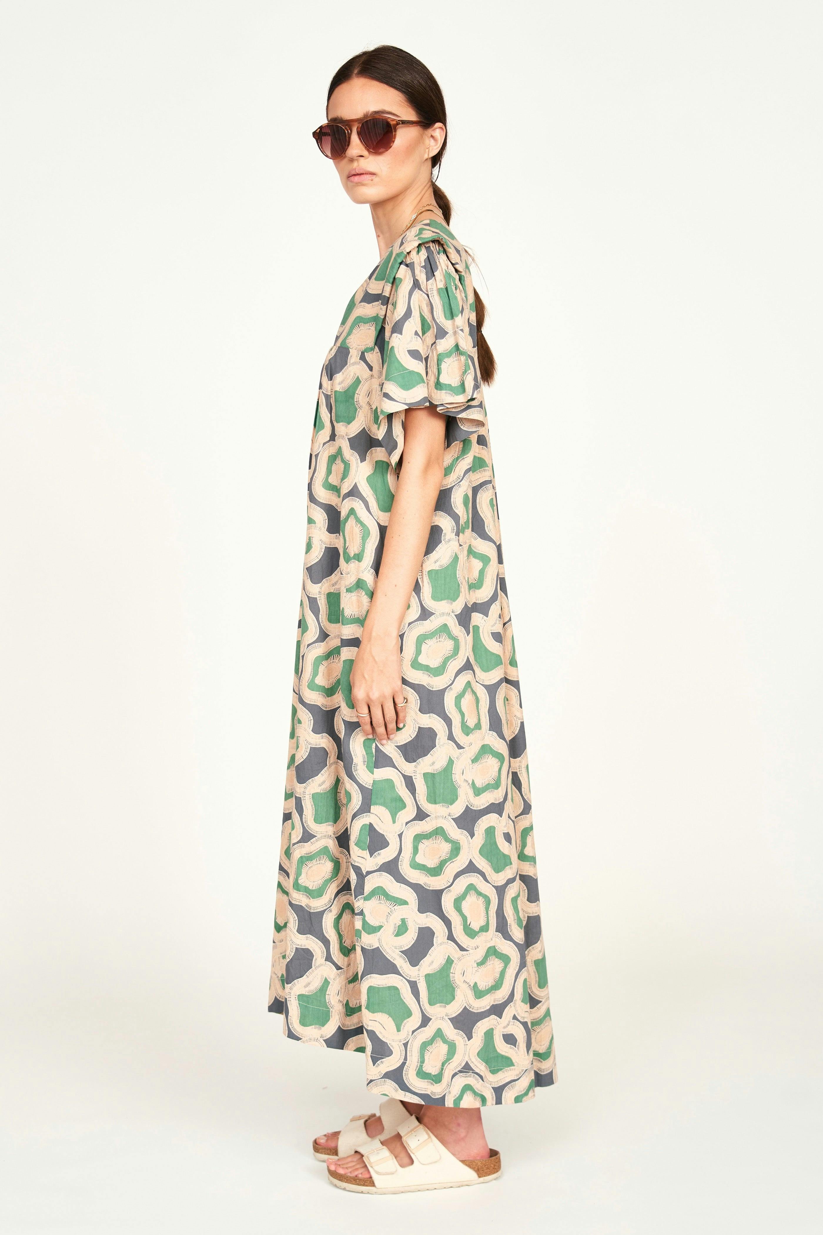 Belem Caftan in Marine Puddles