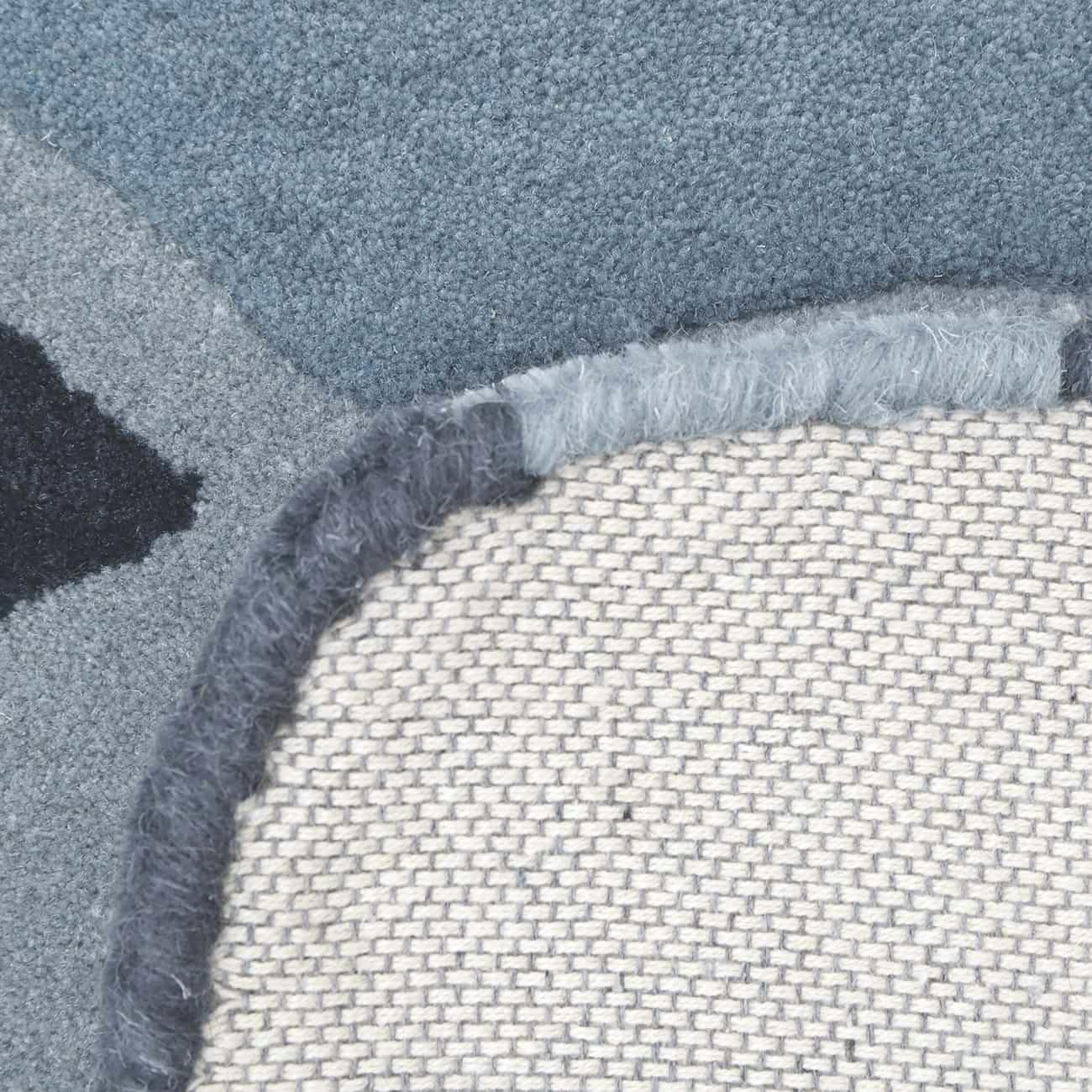 Hand-Tufted Velvet Rug