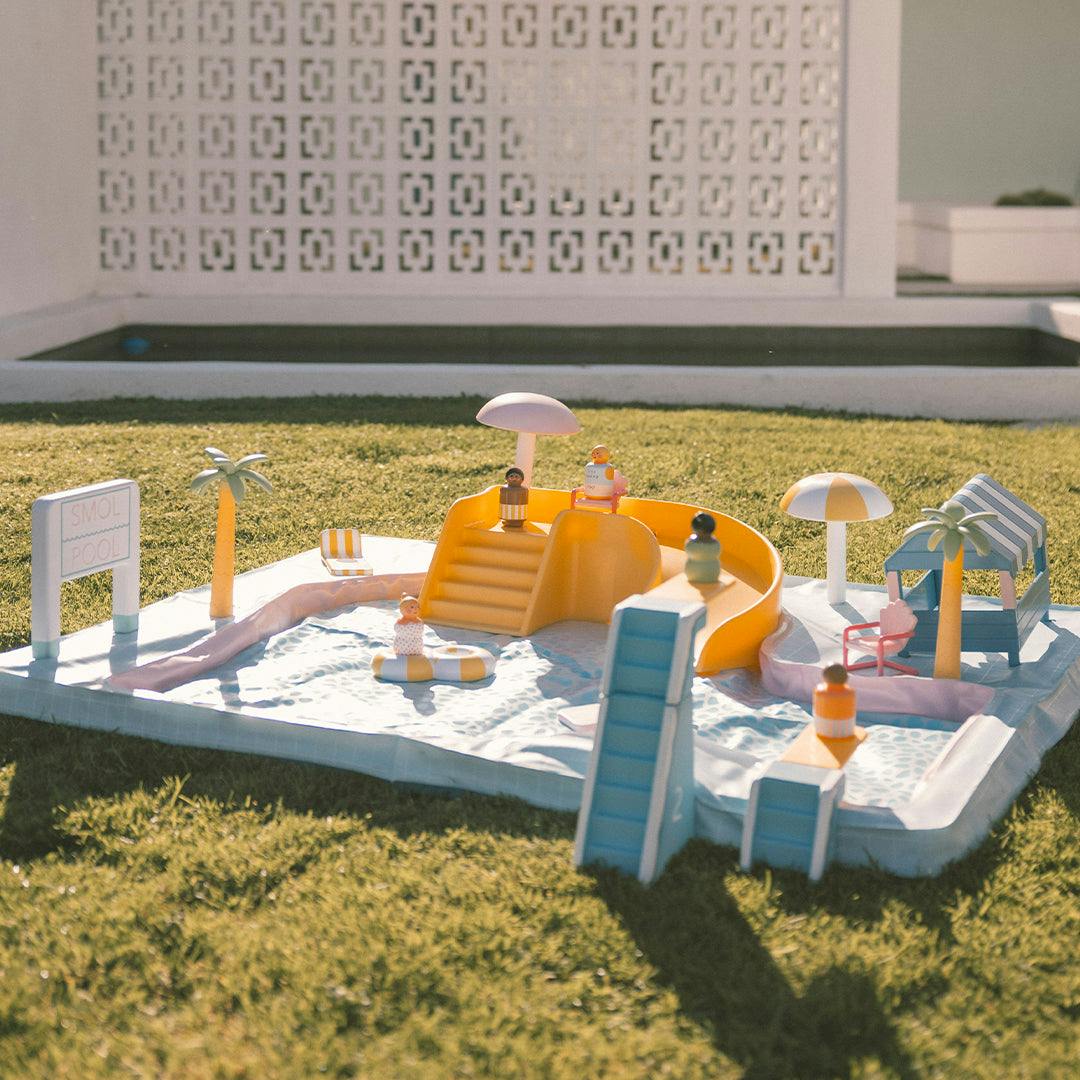 Pool Day Water Table