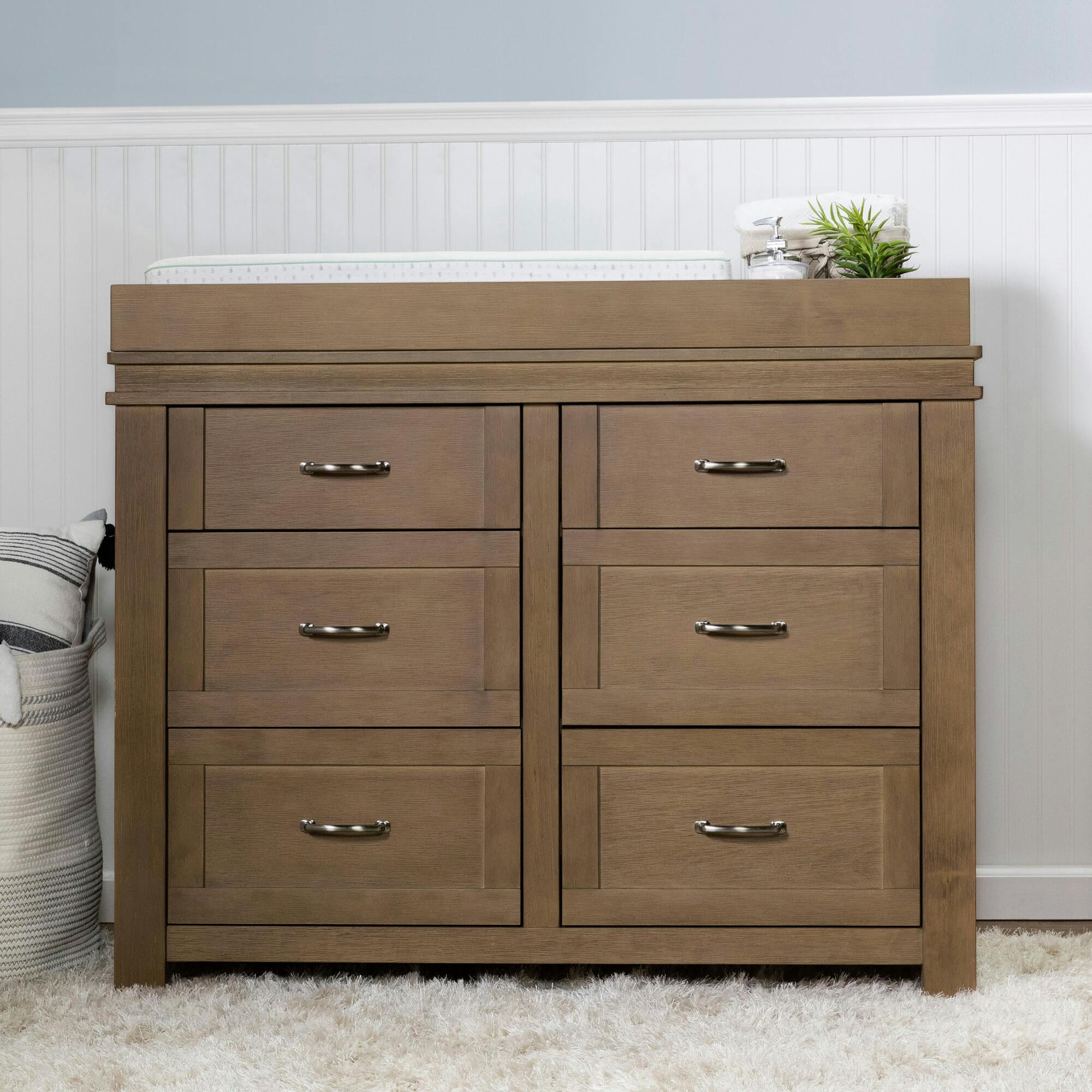 Wesley Farmhouse 6-Drawer Assembled Double Dresser