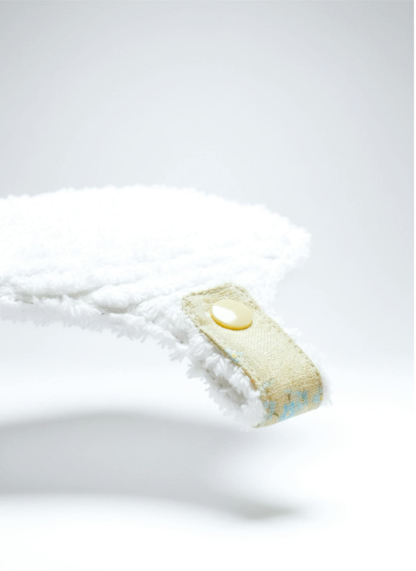 Heirloom Pacifier Bib – Hedgerow Floral