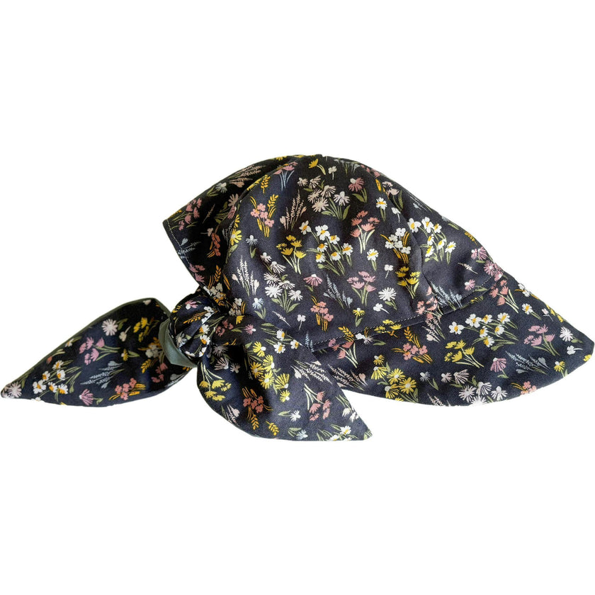 Sun Bonnet, Blue