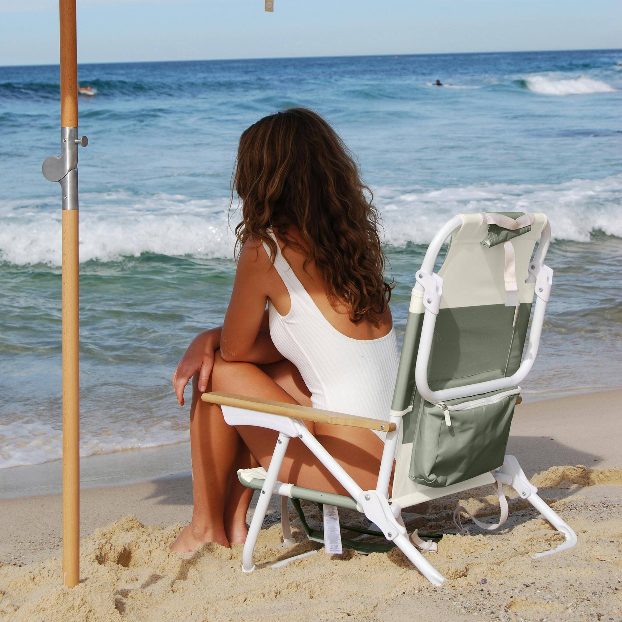 Deluxe Beach Chair: Seagrass Sage Block