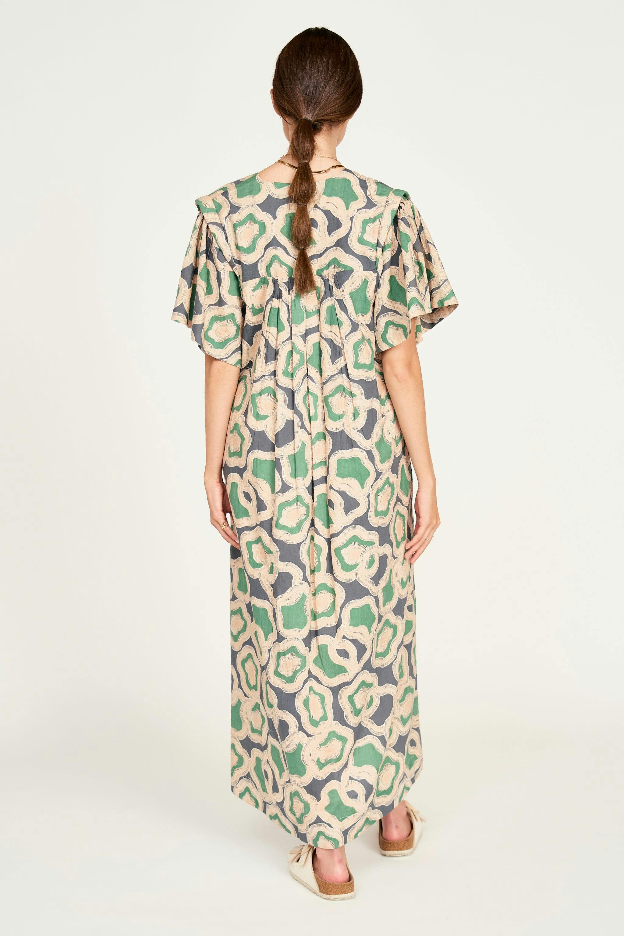 Belem Caftan in Marine Puddles