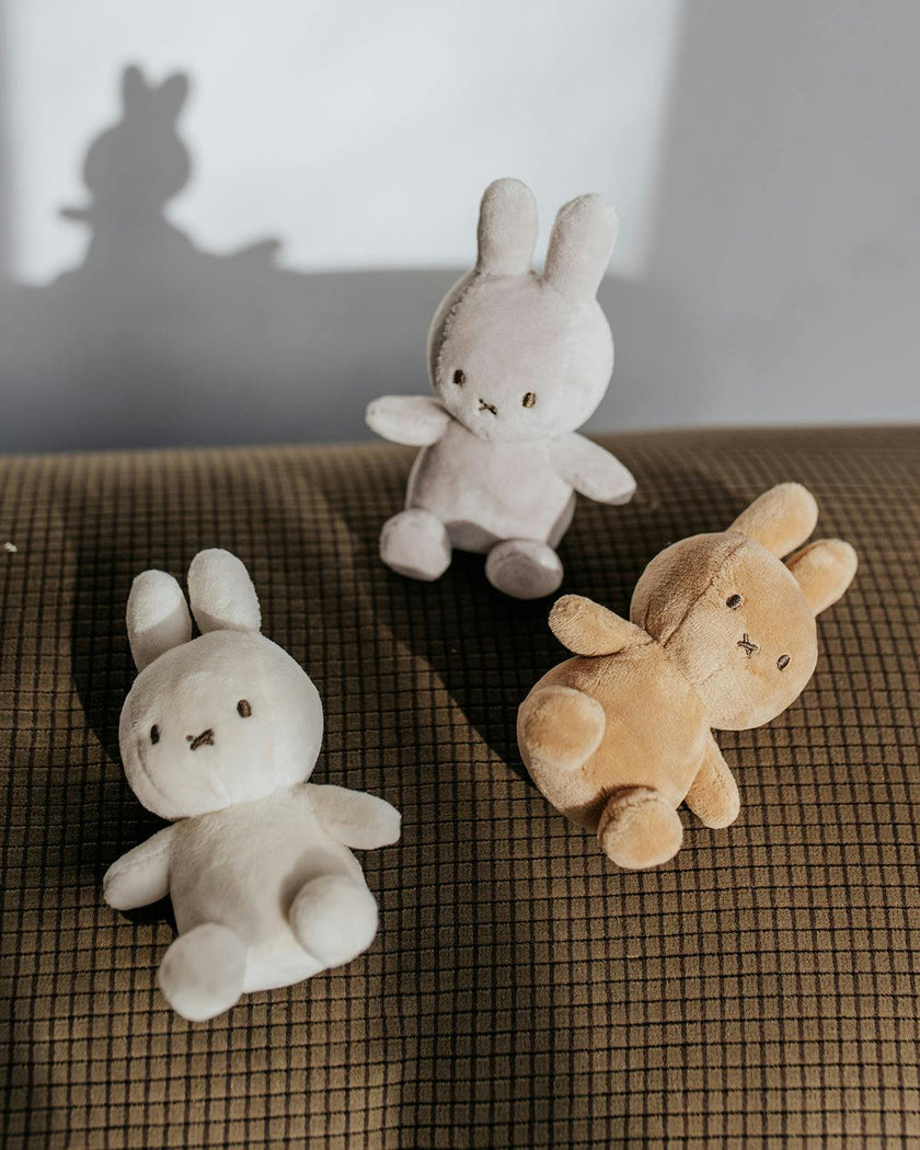 Plush MIFFY LUCKY Sitting Beige in Giftbox 4"