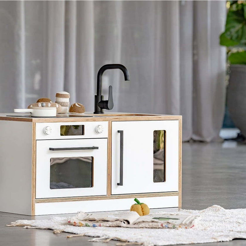 Kitchenette Mini – White & Oak Pretend Play Station
