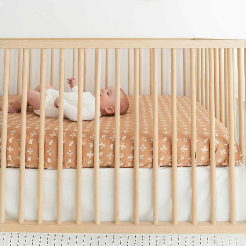 Kendi Copper Dash Cotton Fitted Crib Sheet