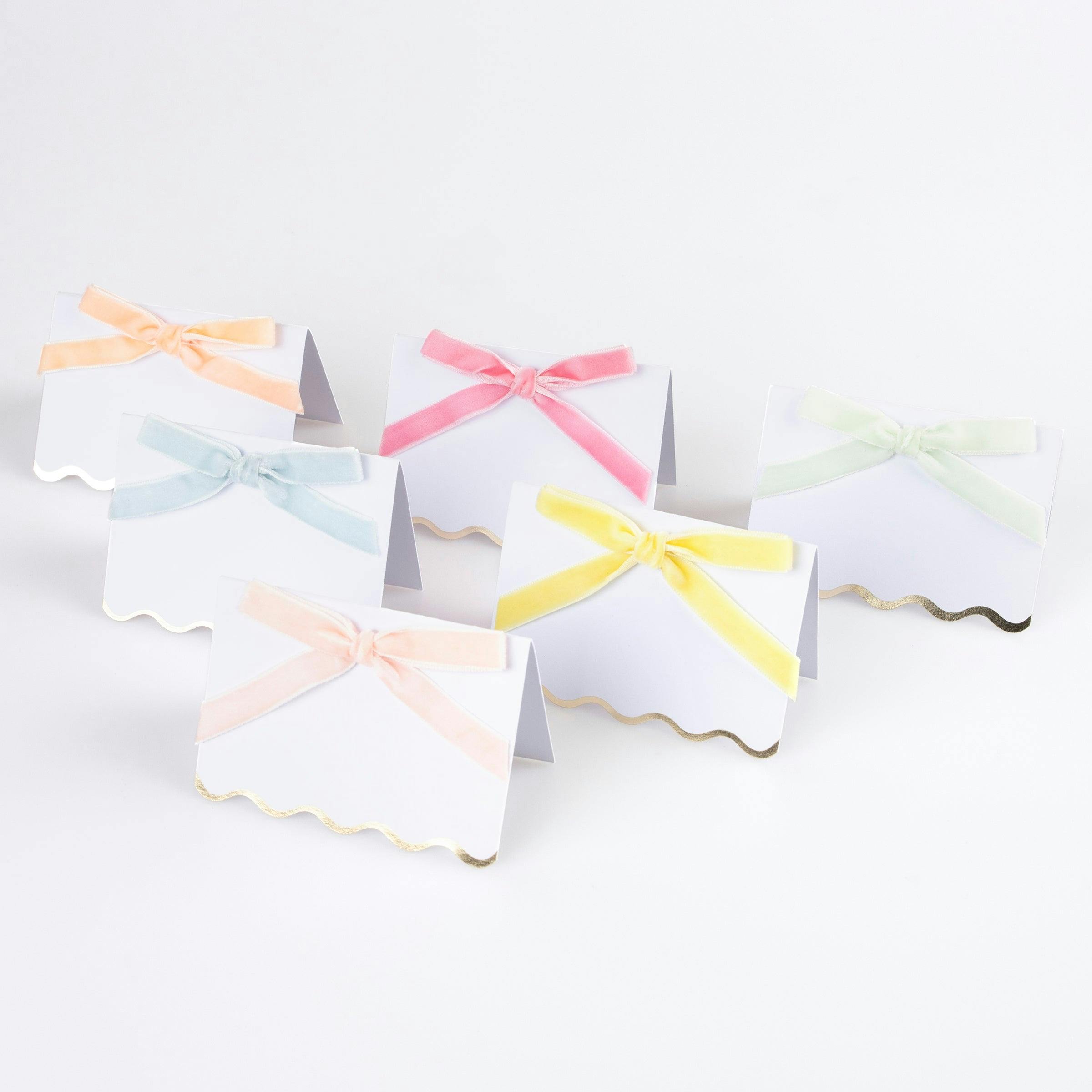 Pastel Velvet Bow Place Cards