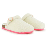 Adjustable buckle slippers