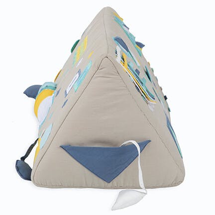 Neo Geometric Tummy Time Toy