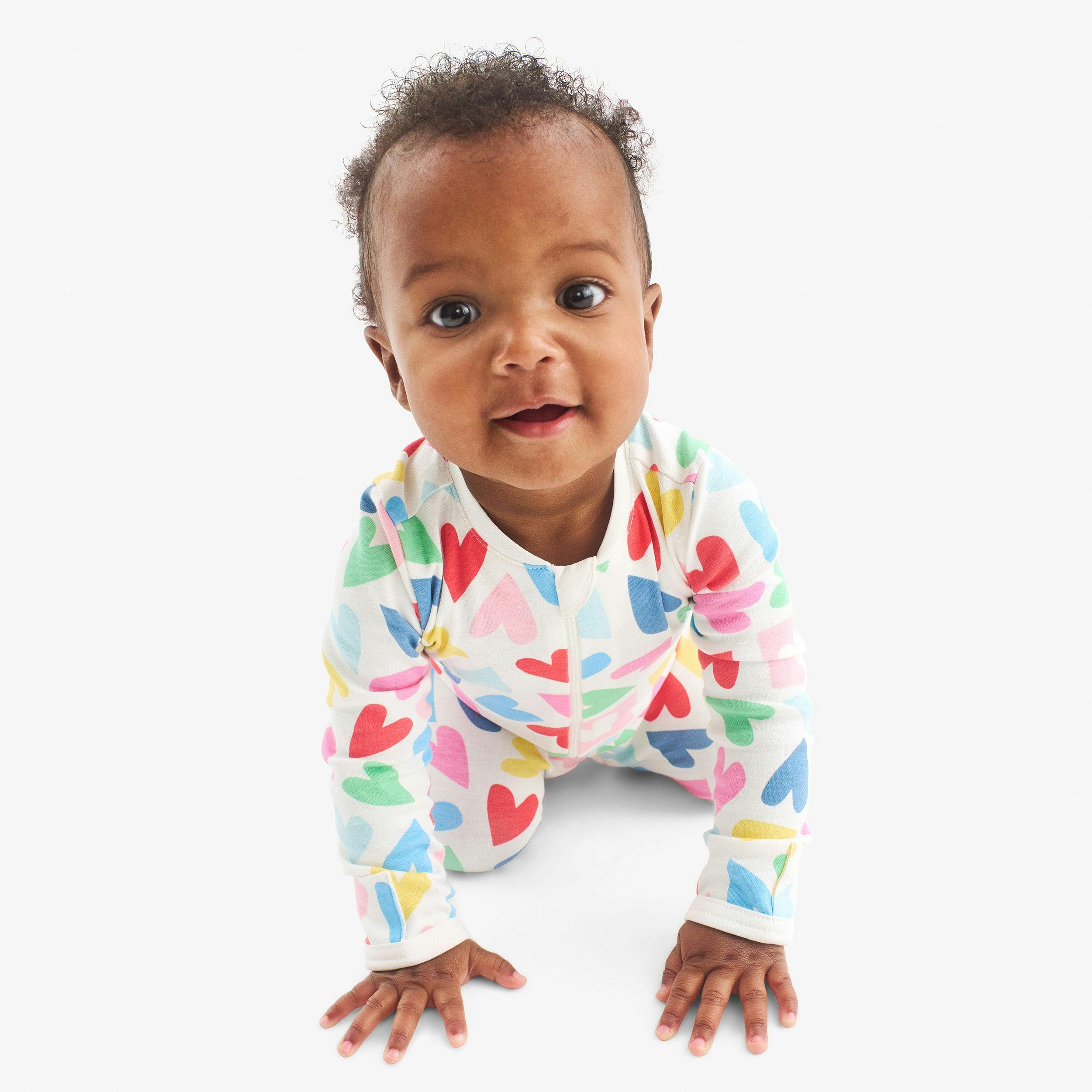 Baby organic zip footie in rainbow candy hearts