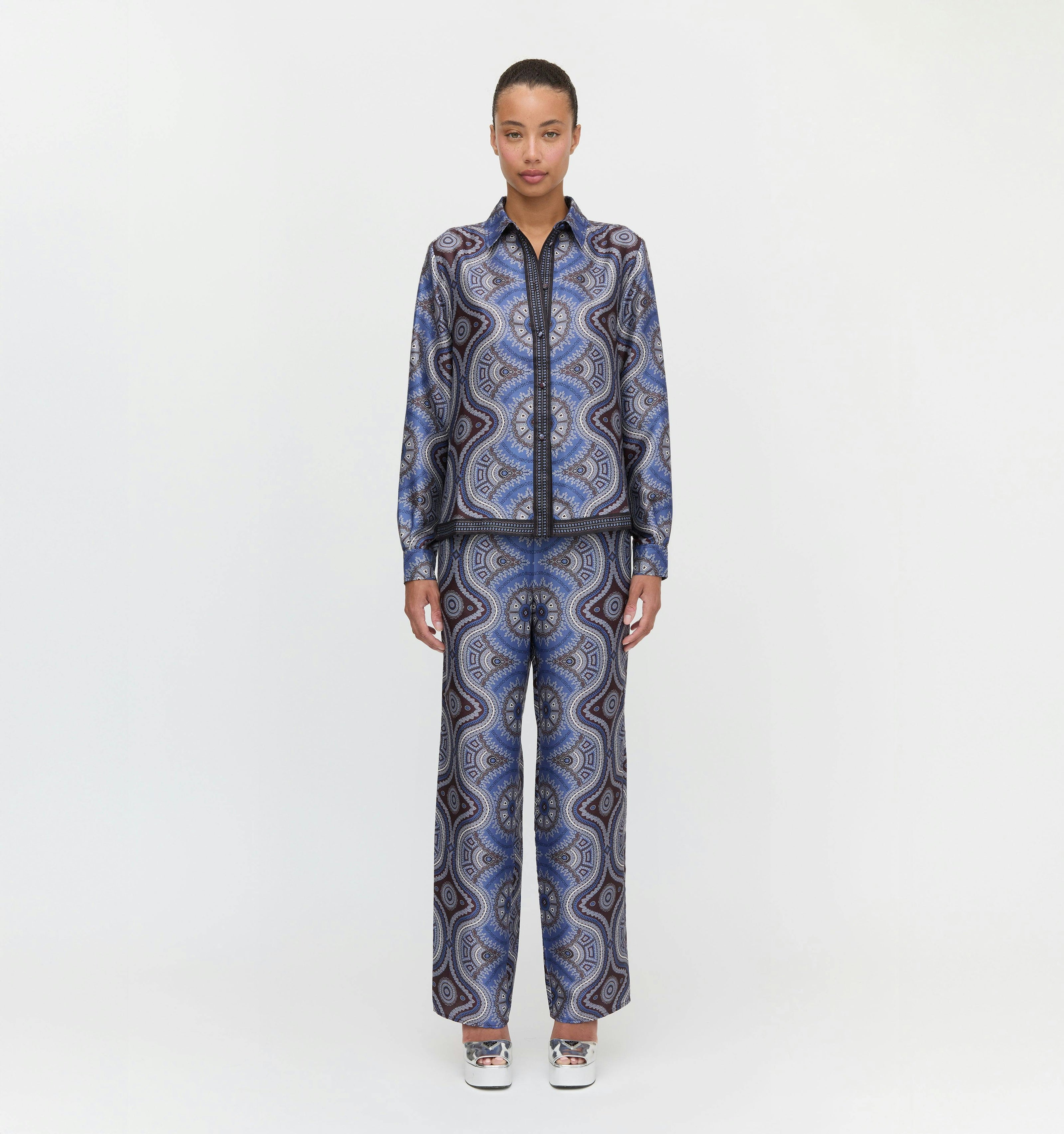The Liv Top - Brown Cobalt Medallion