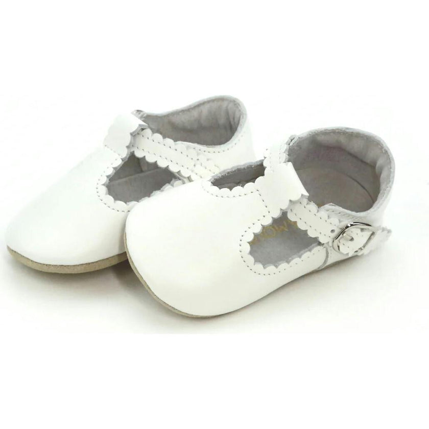 Elodie Girls Scalloped T-Strap Mary Jane Crib Shoe (Infant)