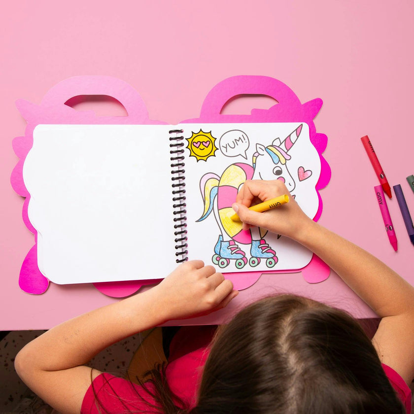 SUPER COLORING & STICKER BOOK UNICORN