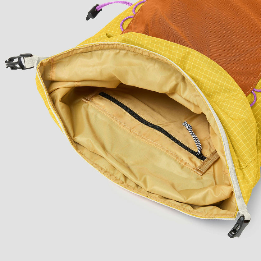 Leon backpack 20L Upcycled
