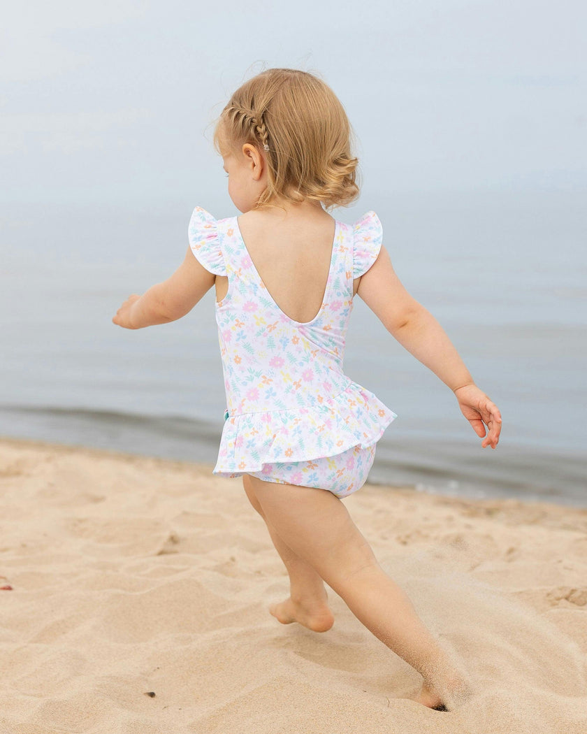 Floral Print Swimsuit With Flowers