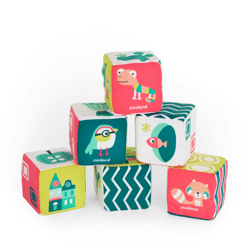 Feel to Learn: Soft Rattle Stacking Cubes 6 Piece Set