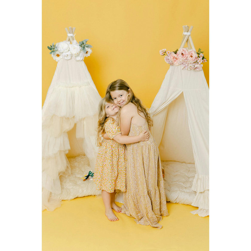 Ivory Ruffle Tulle Play Tent