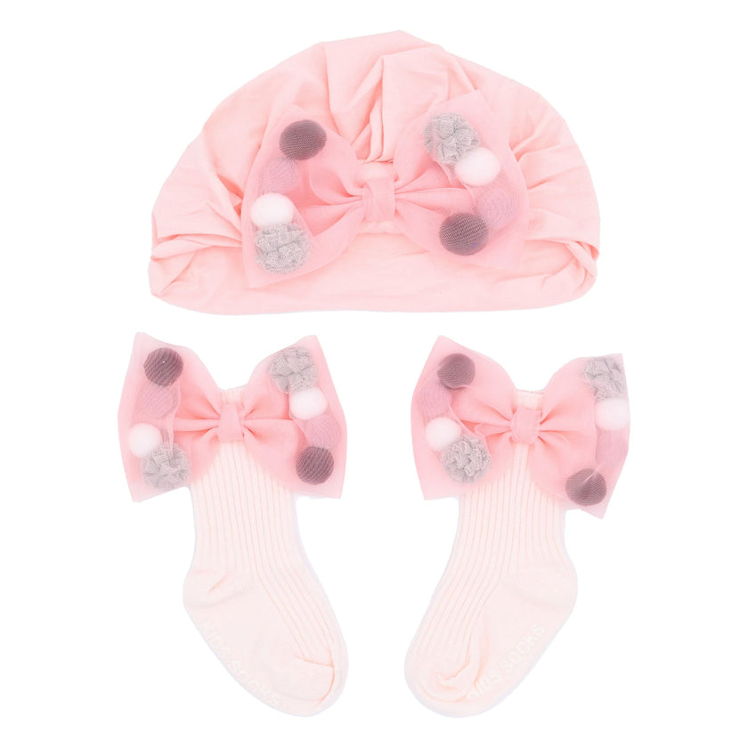 Pink Bow and Multicolored Accent Gift Set