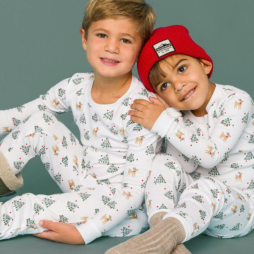 The Organic Long Sleeve Pajama Set [Tinsel Trees]