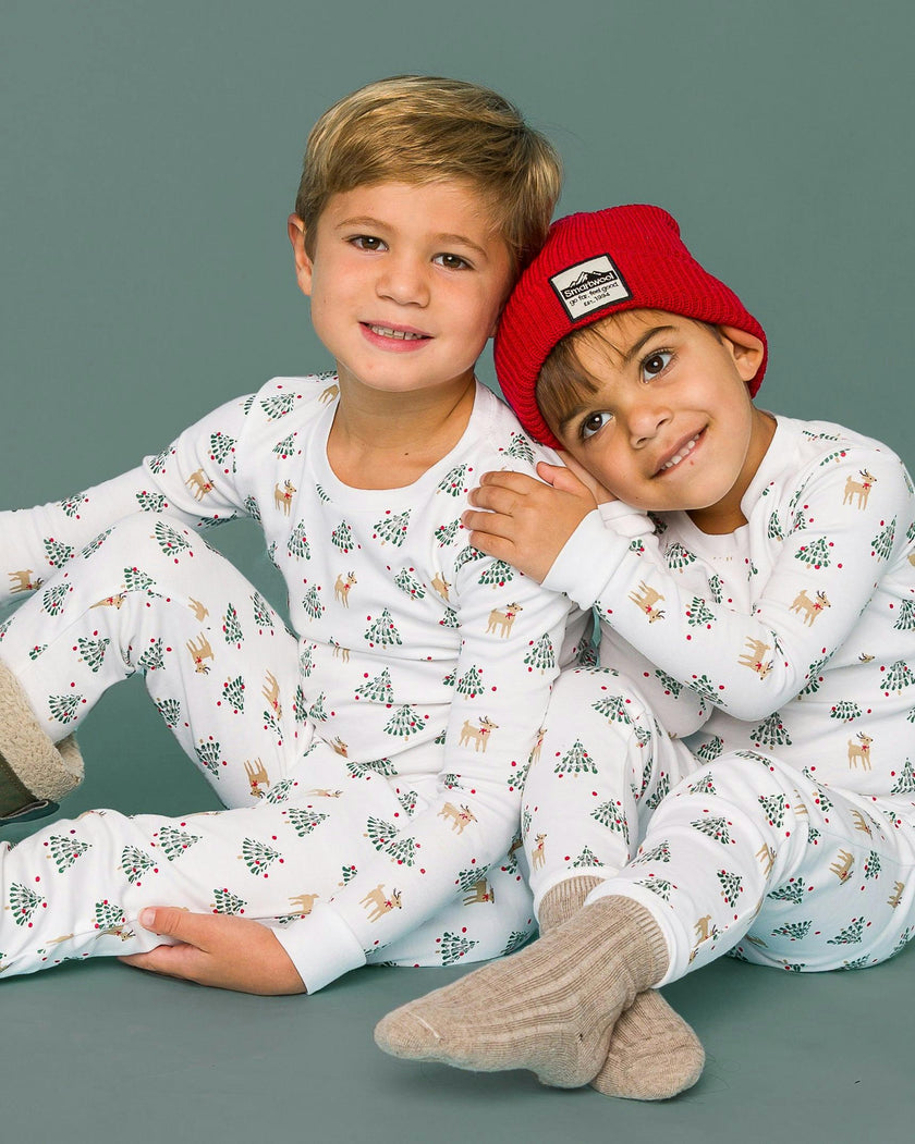 The Organic Long Sleeve Pajama Set [Tinsel Trees]