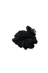 OVERSIZED SCRUNCHIE
