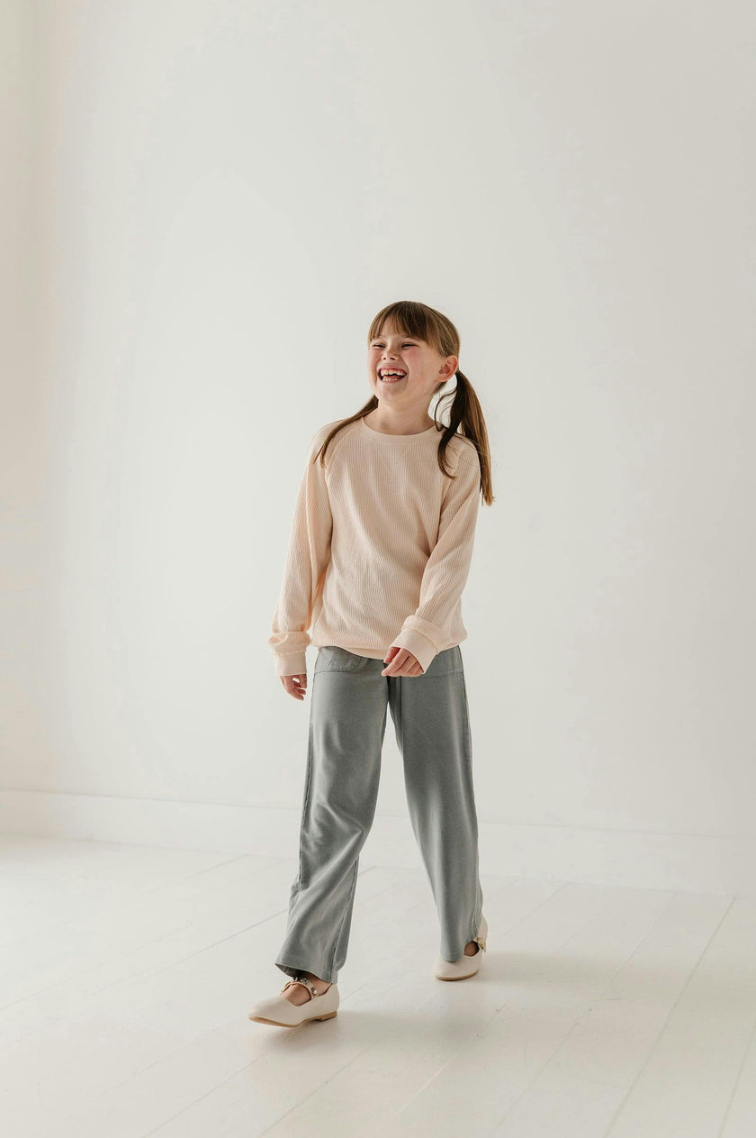 Girls Acid Wash Comfy Pant in Shadow Green