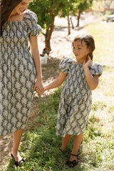 Mini Lisa Dress in Jolie Fleur