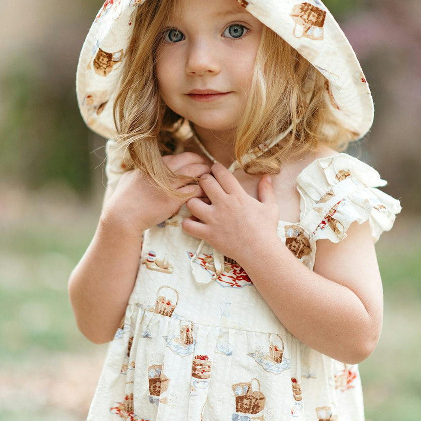 Picnic Wide Brim Sun Bonnet