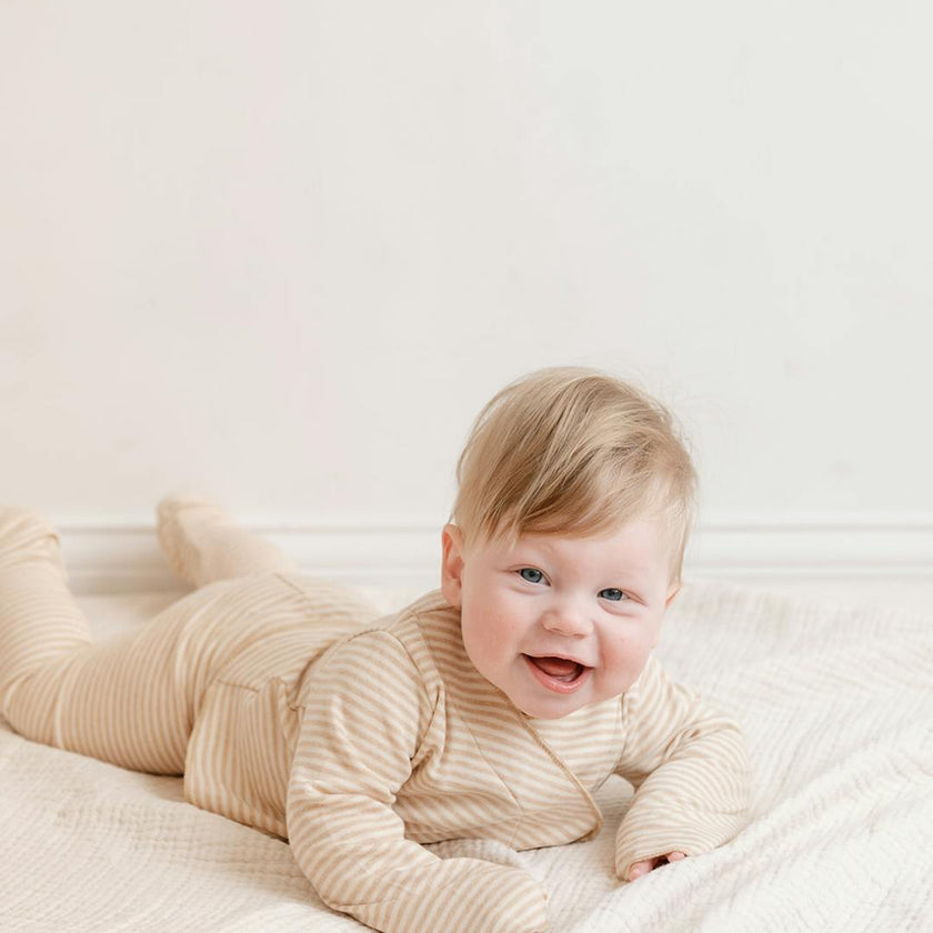 Riley Magnetic Baby Set in Stripes
