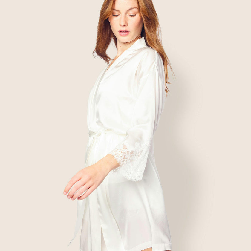 Women's Silk Lace Robe in White