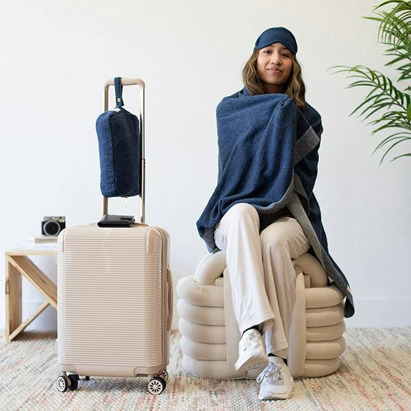 Reversible Solid Throw Set