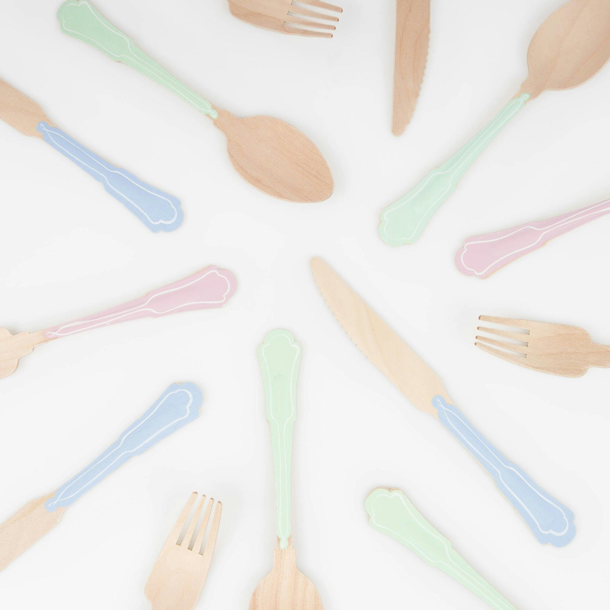 Elegant Mixed Color Wooden Cutlery Set