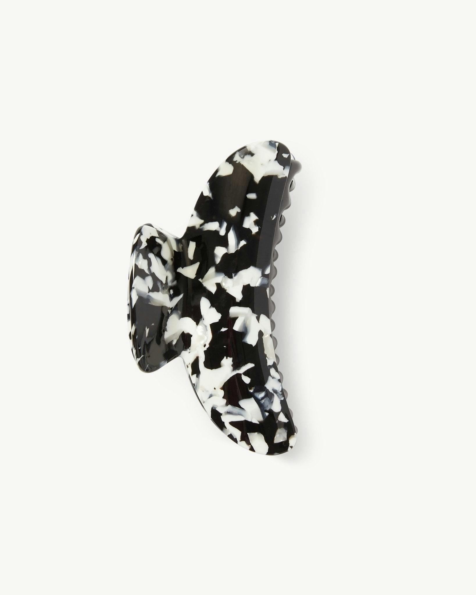 Grande Heirloom Claw in Noir