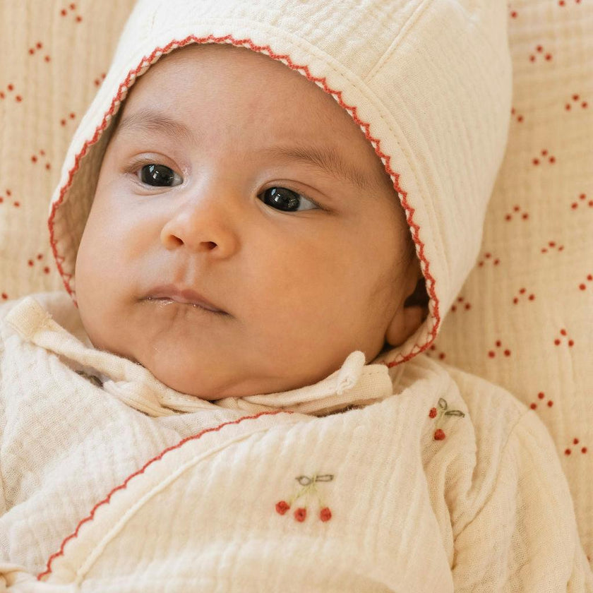 Gauze Bundle Set in Embroidered Cherries