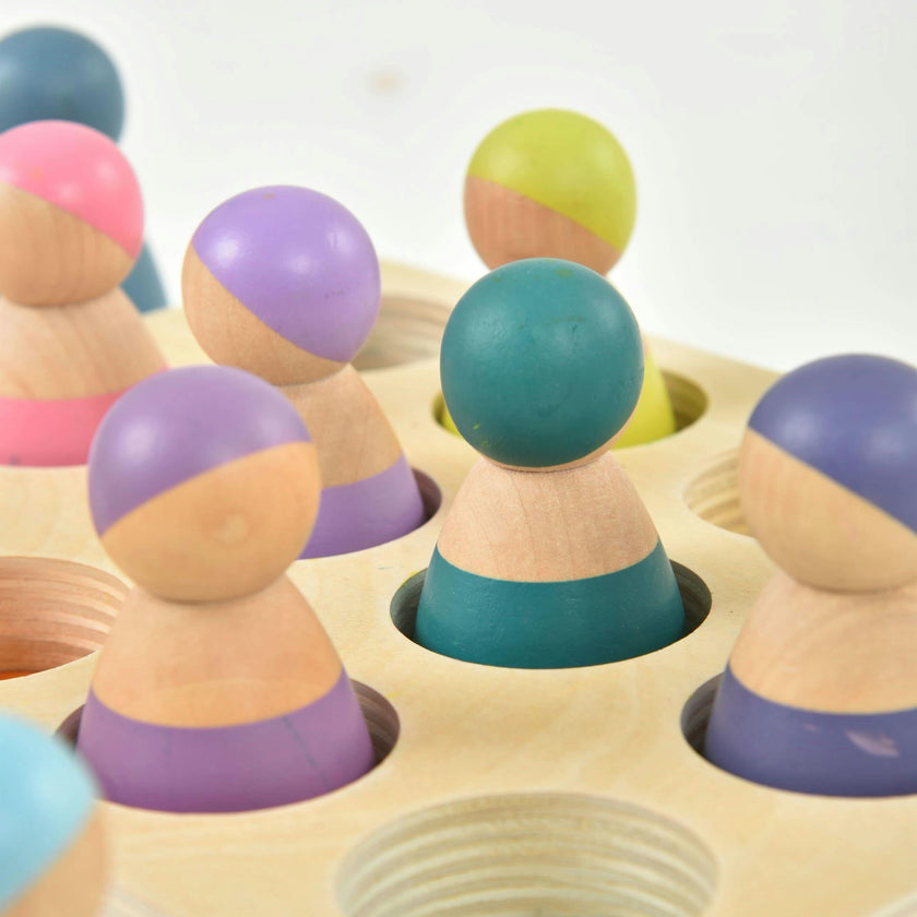 Wooden Rainbow Peg Dolls Figures 12 Piece Set