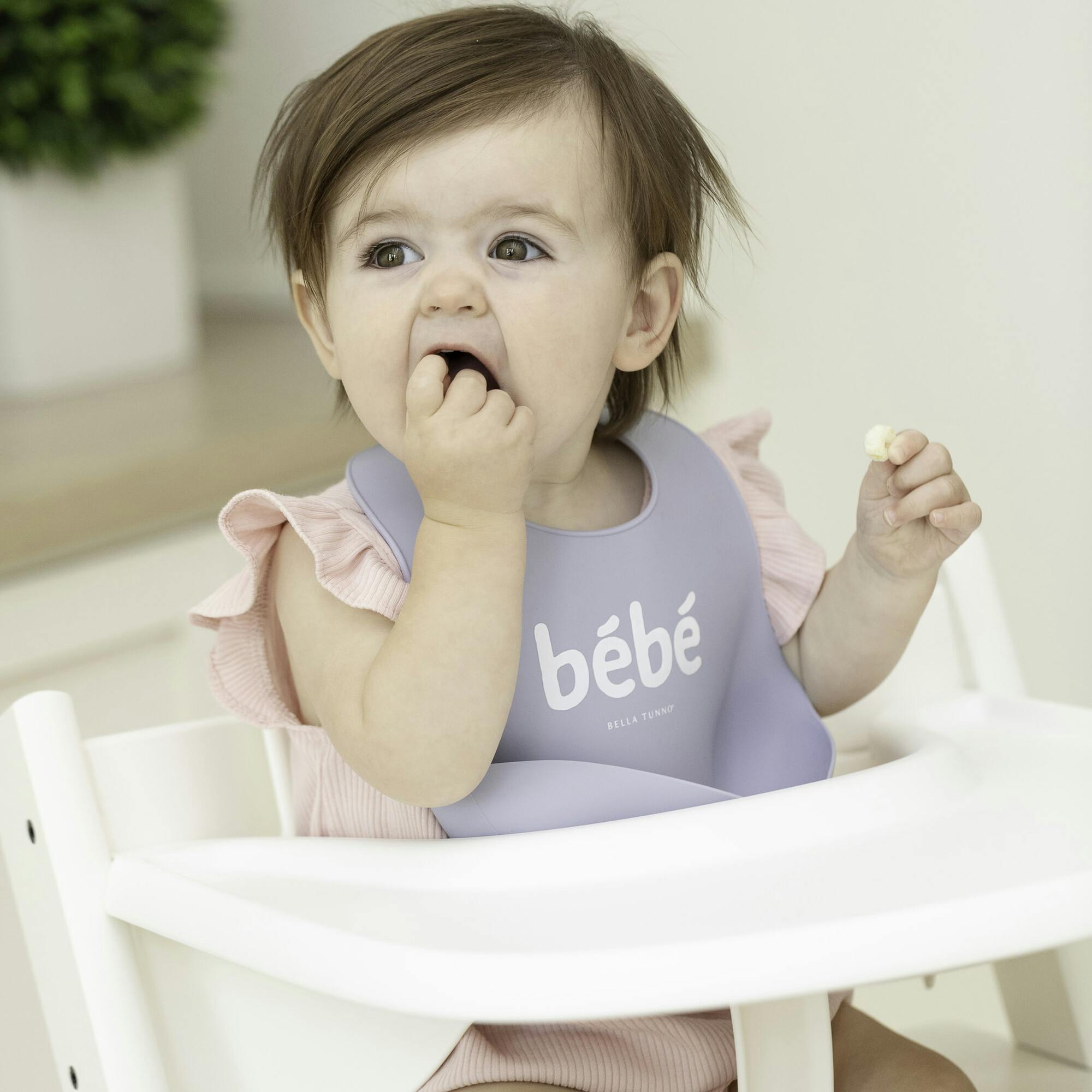 Bebe Wonder Adjustable Silicon Bib