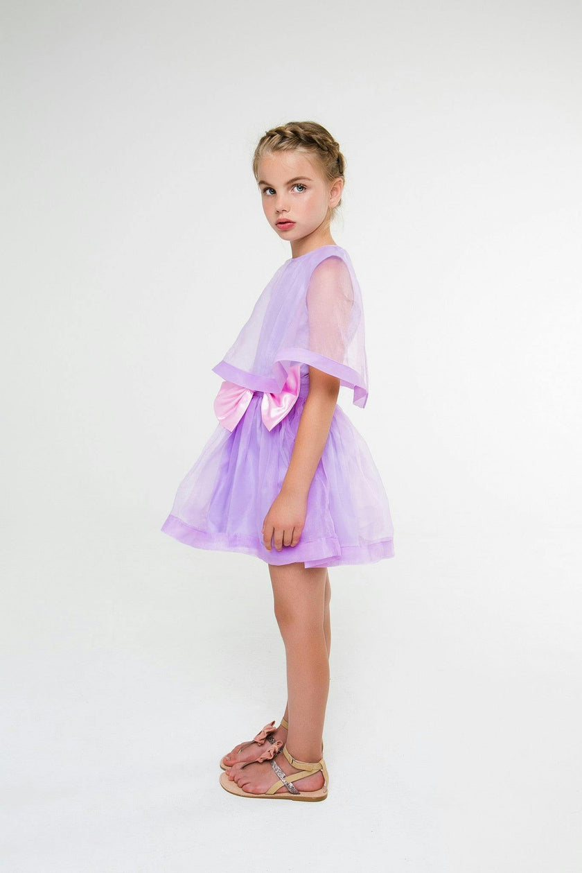 Madeleine (light blue)