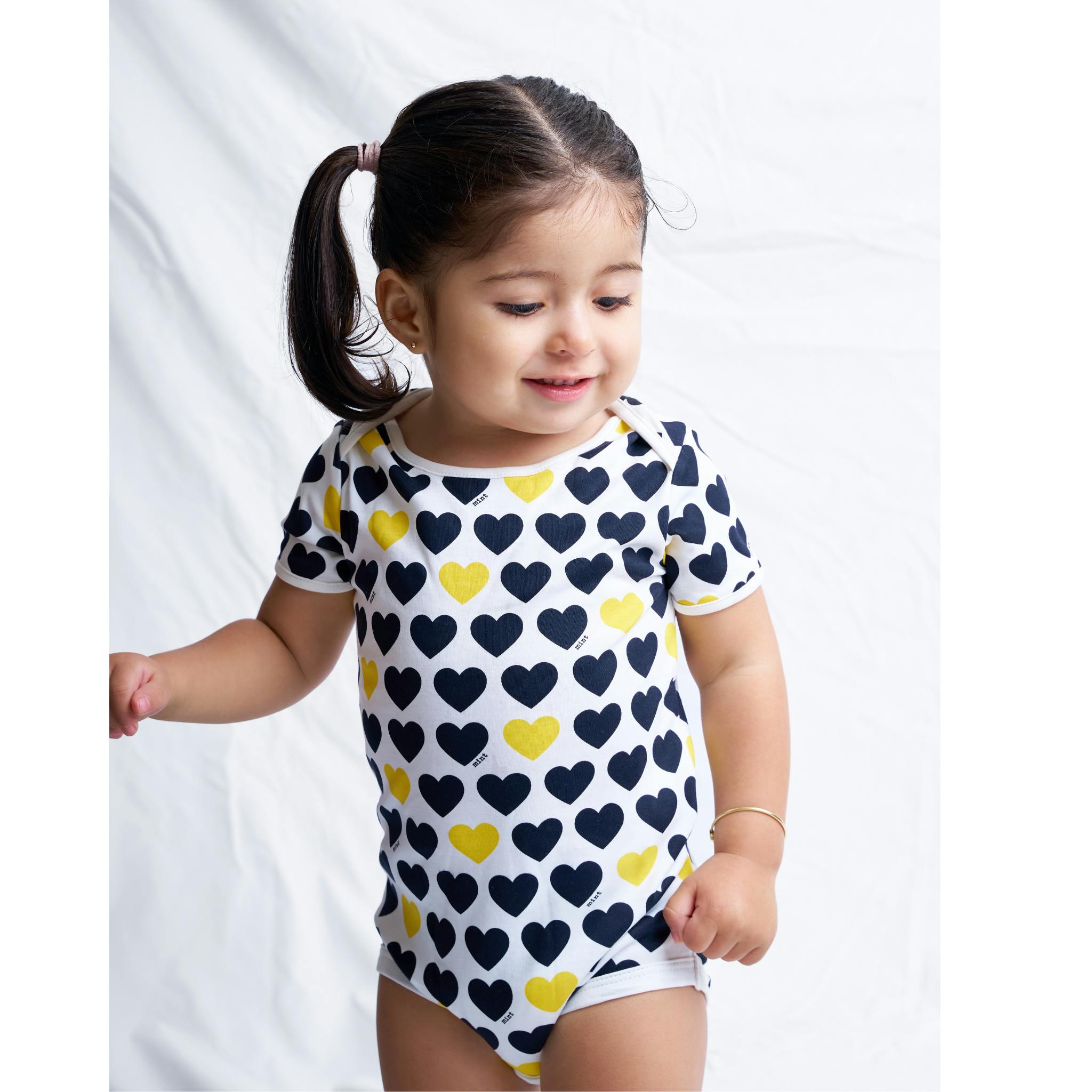 Black & Yellow Hearts Short sleeve bodysuit