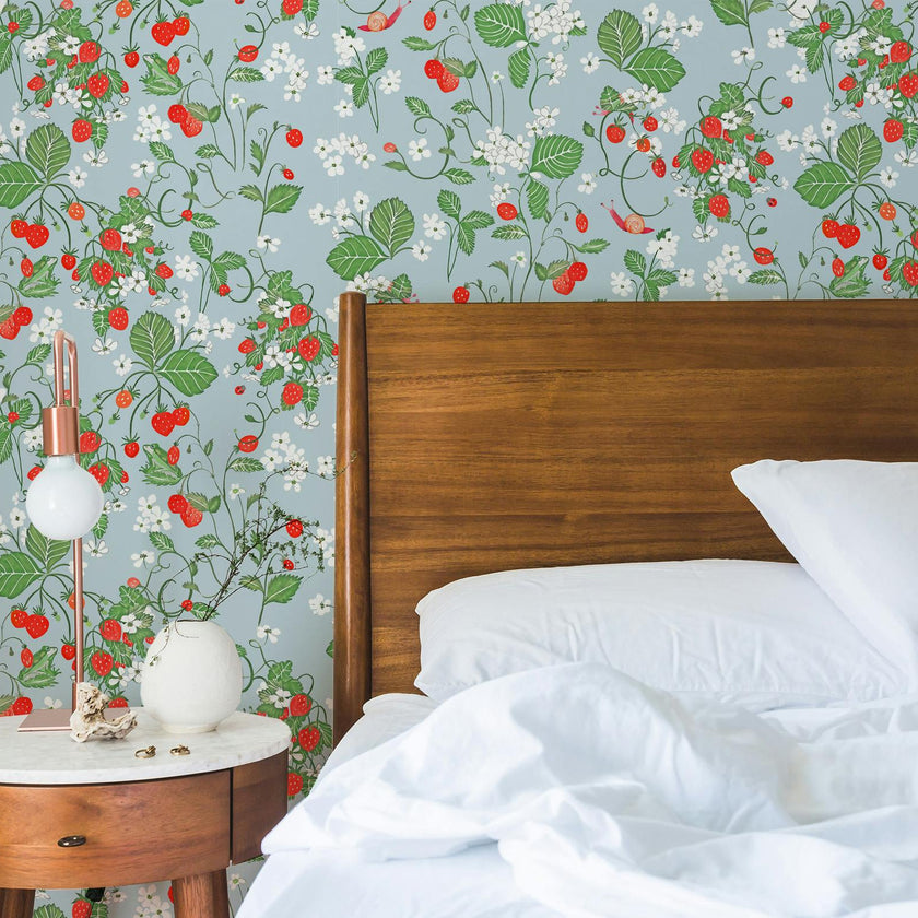 Wallpaper STRAWBERRY FIELDS FOREVER color Ciel