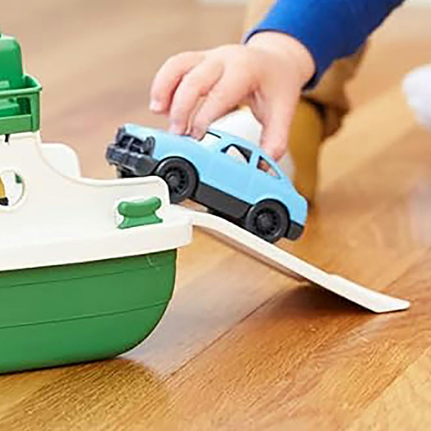 Ferry Boat - Green & White