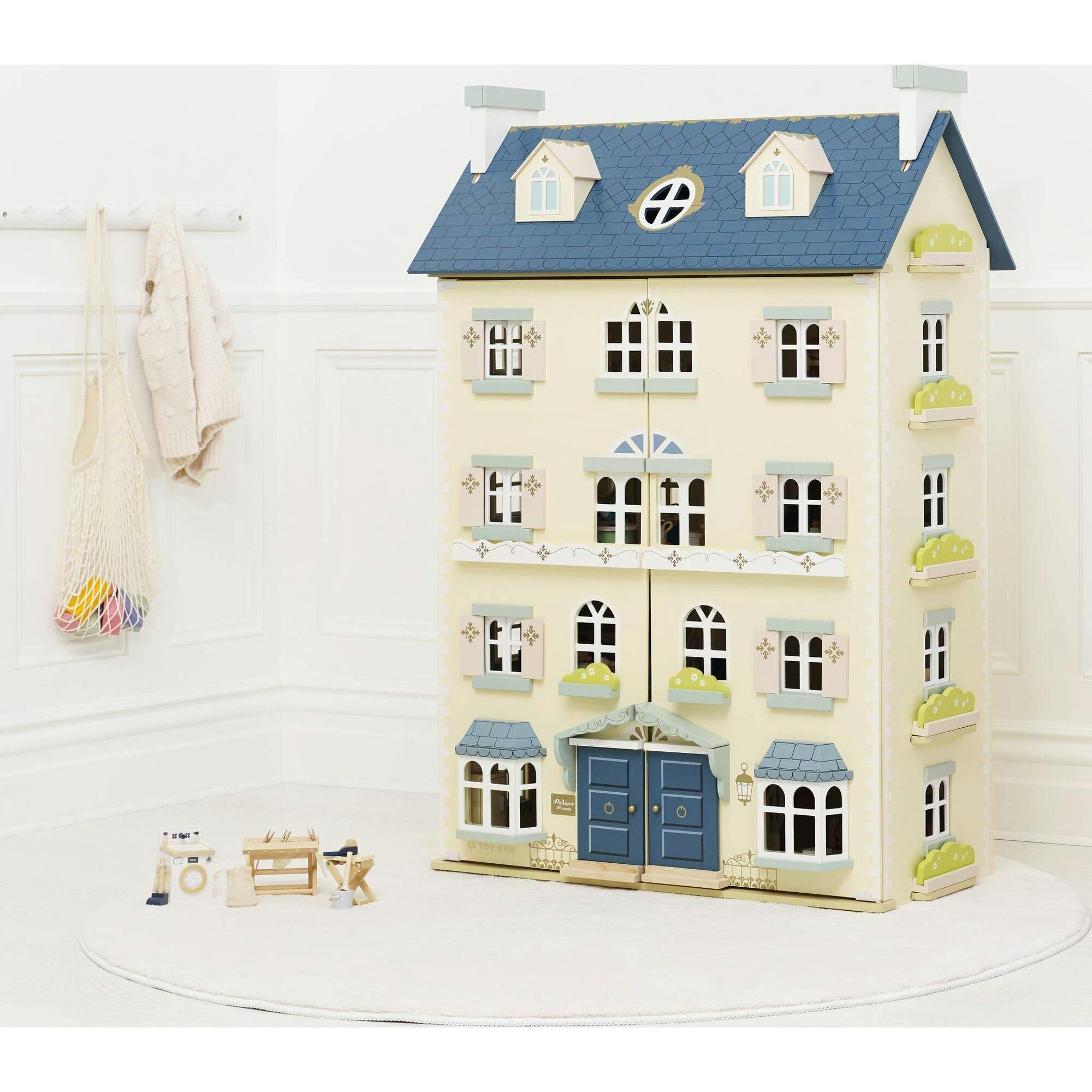 Palace Wooden Dolls House