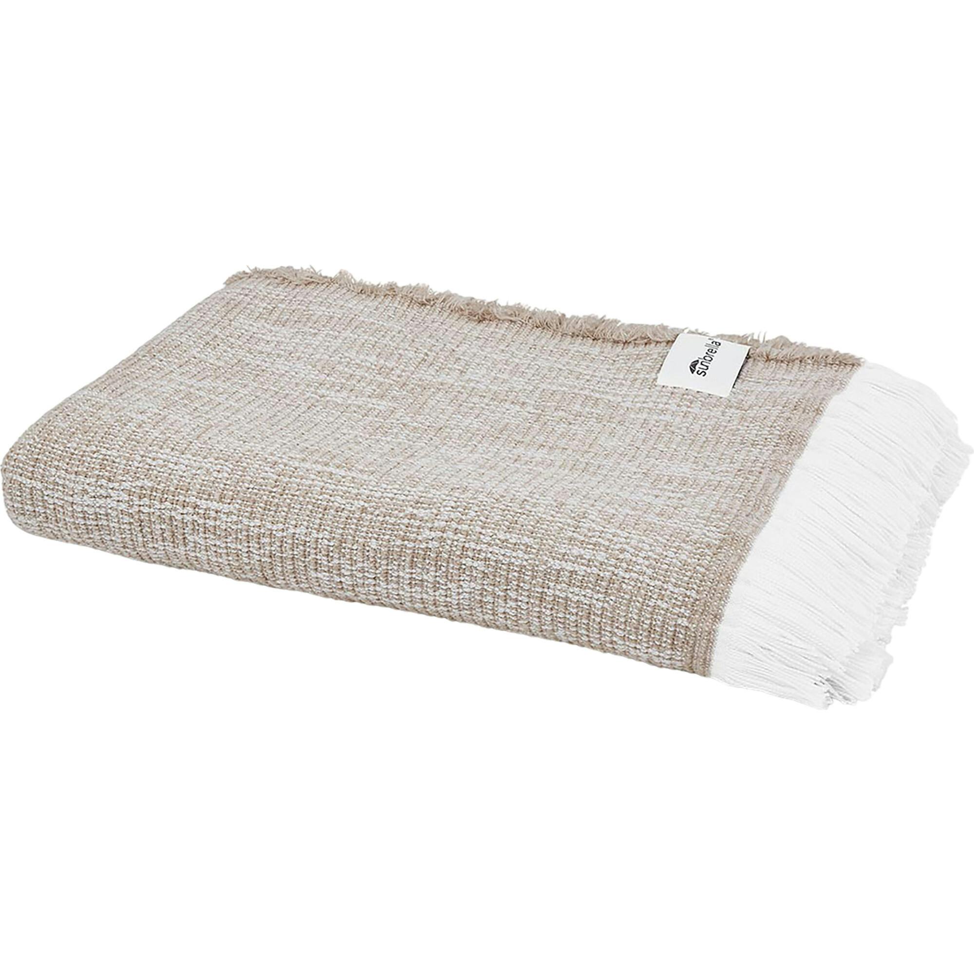Crosshatch Stain Resistant Indoor Outdoor Throw
