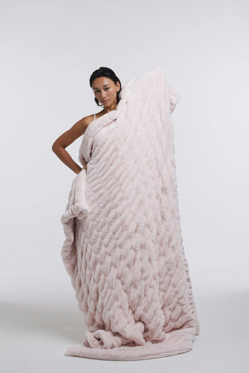 No. 003 Shell Blanket