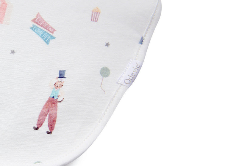 Magnetic Bib 2-Pack - Le Cirque