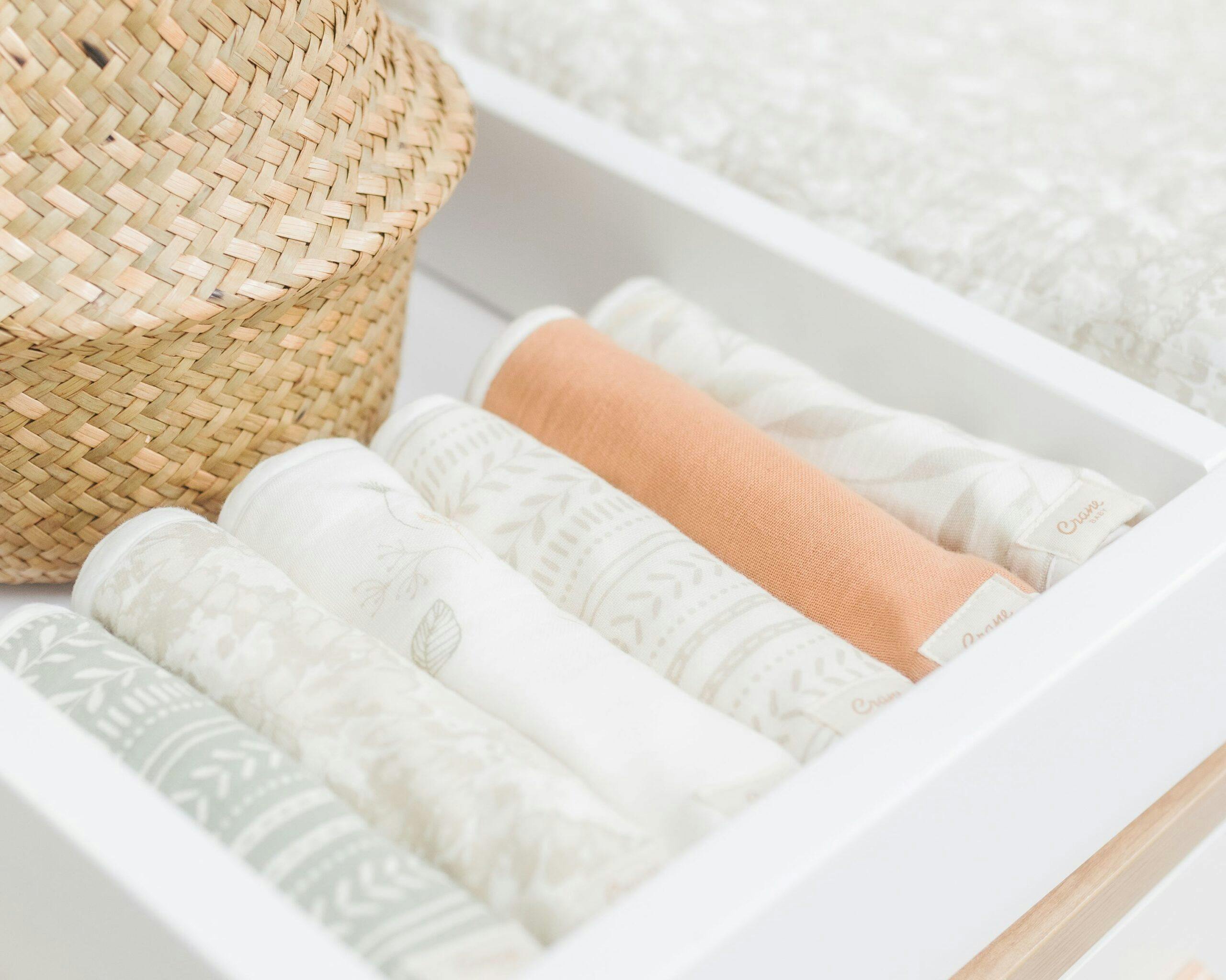 Willow Neutral Leaf Cotton Burp Cloth (Set of 3)