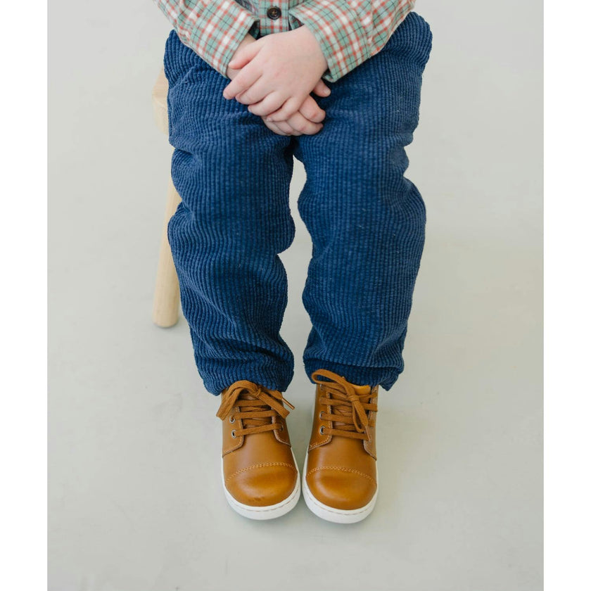 Evan Mid-Top Sneaker