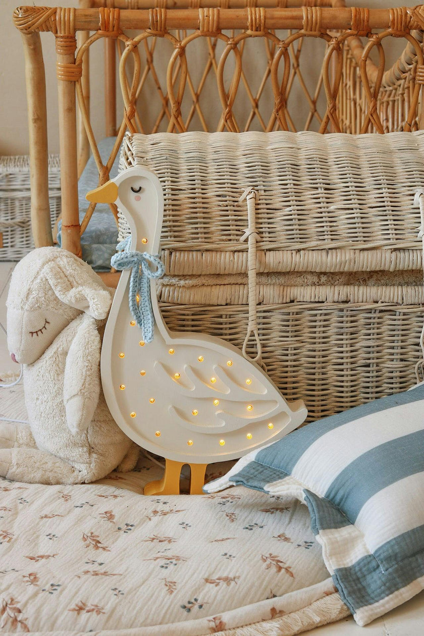 Little Lights Goose Lamp